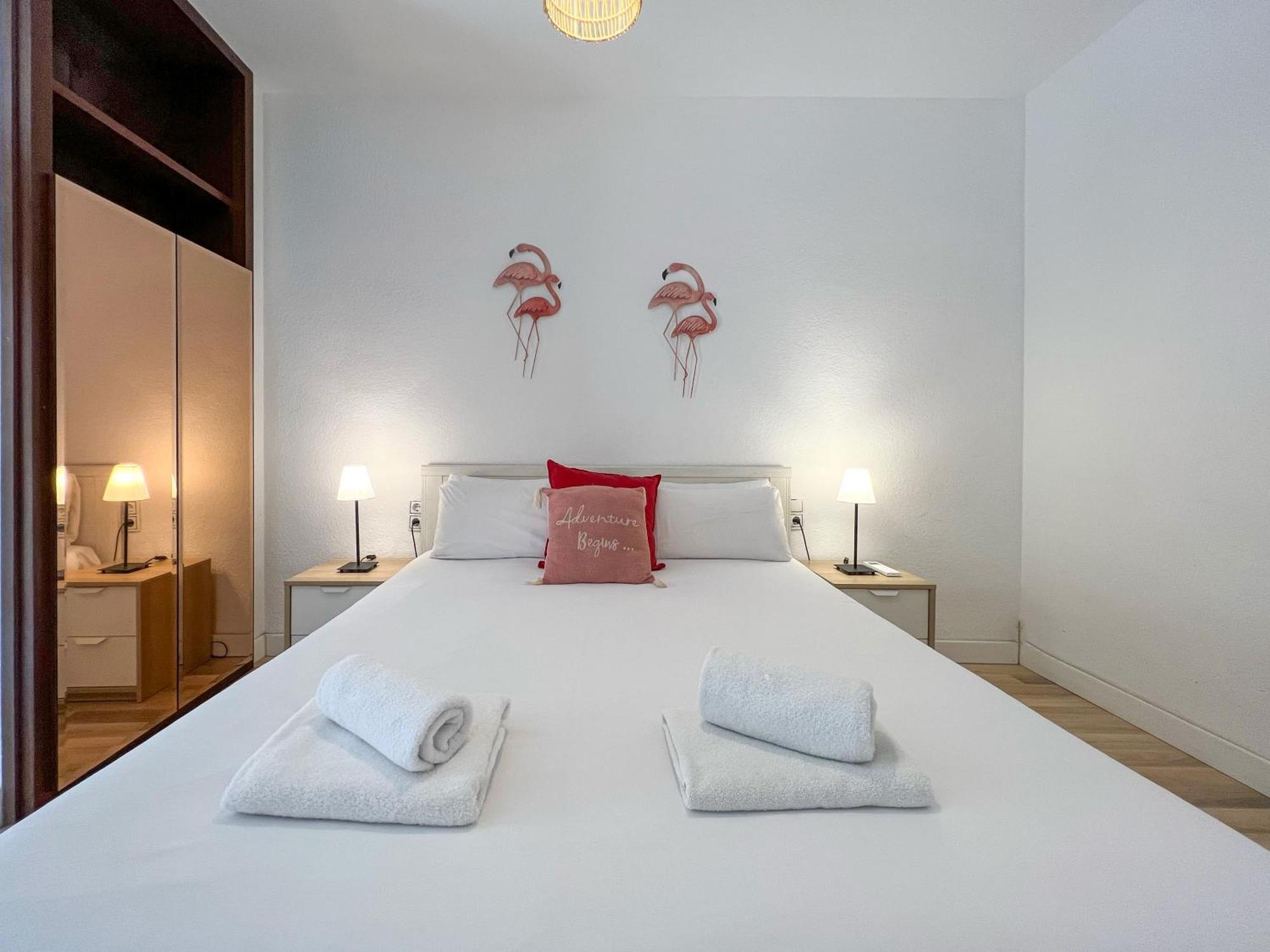Stay U-Nique Apartments Sardenya II Barcelona Eksteriør billede