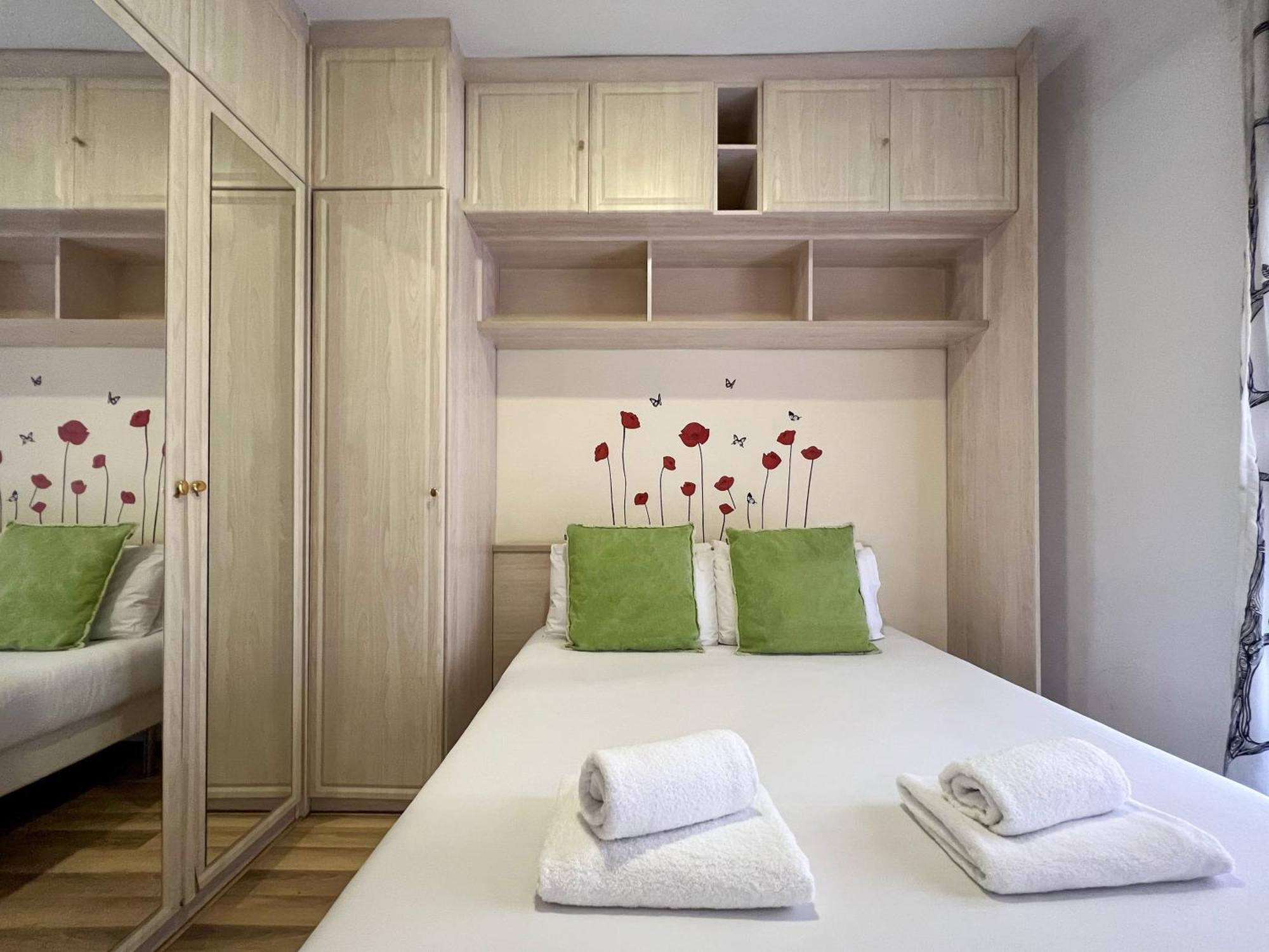 Stay U-Nique Apartments Sardenya II Barcelona Eksteriør billede
